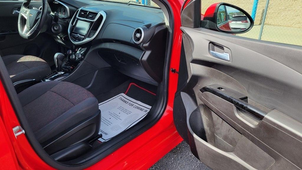 Chevrolet Sonic 5dr HB Auto LT w/1SD 2017