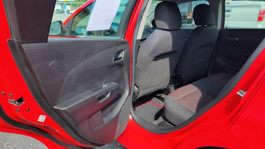 Chevrolet Sonic 5dr HB Auto LT w/1SD 2017