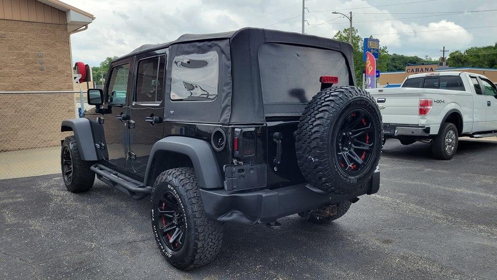 Jeep Wrangler Unlimited 4WD 4dr Rubicon 2010