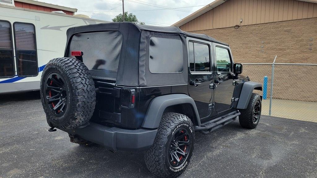 Jeep Wrangler Unlimited 4WD 4dr Rubicon 2010