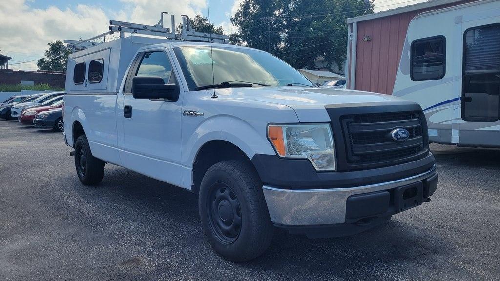 Ford F-150 4WD Reg Cab 145" XL 2014