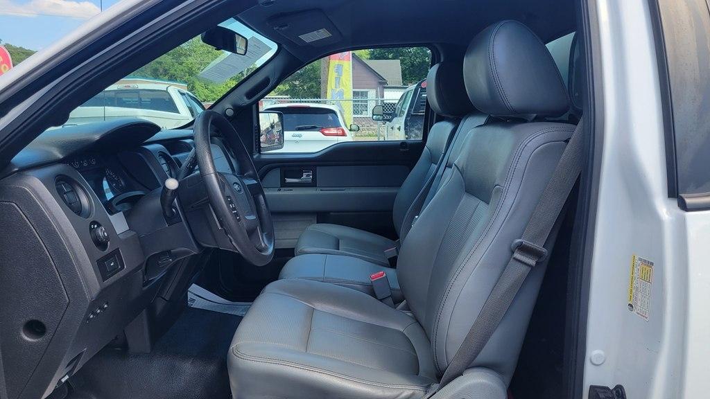 Ford F-150 4WD Reg Cab 145" XL 2014
