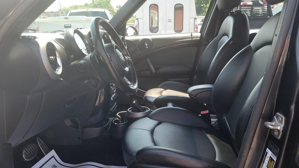 MINI Cooper Countryman FWD 4dr S 2011