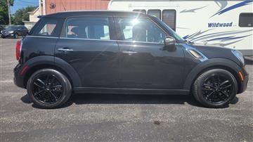 2011 MINI Cooper Countryman FWD 4dr S