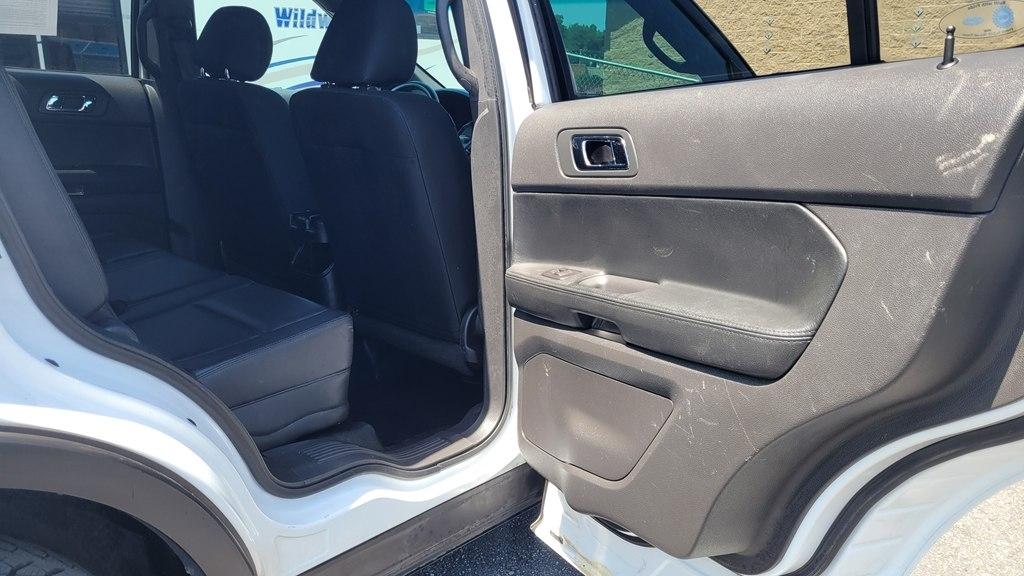 Ford Explorer Base AWD 2014