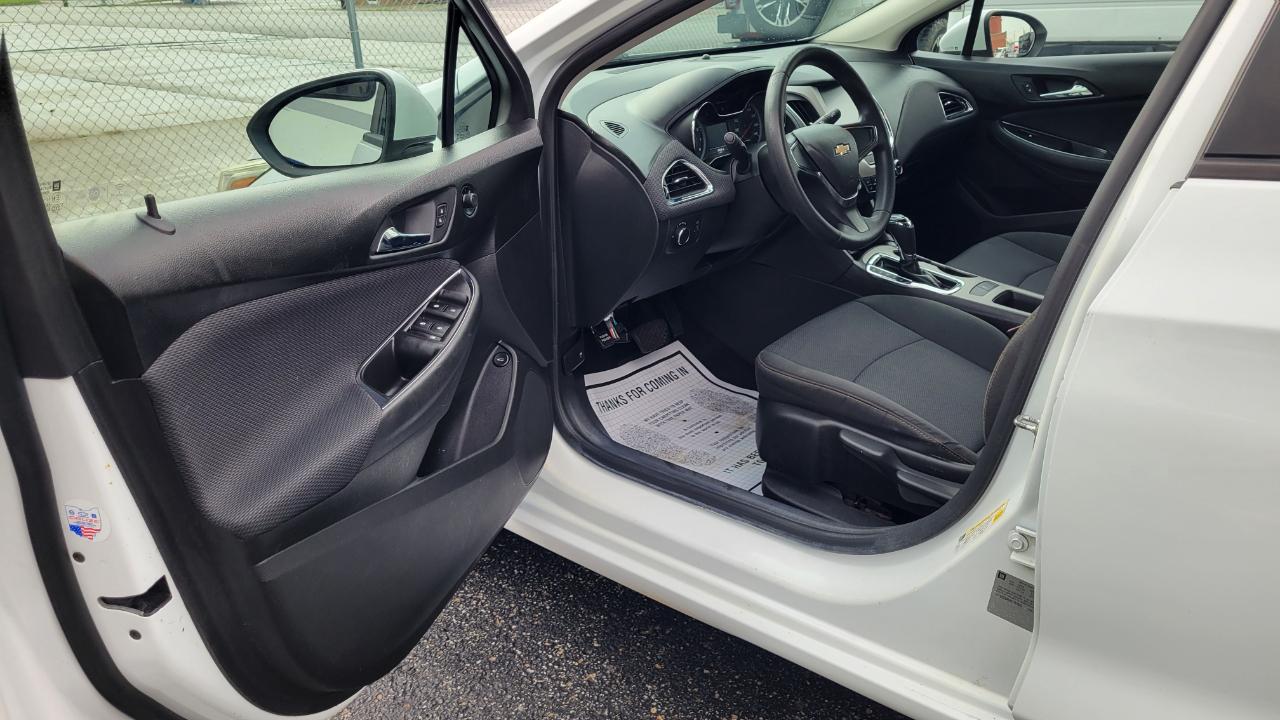 Chevrolet Cruze 1LS 2017