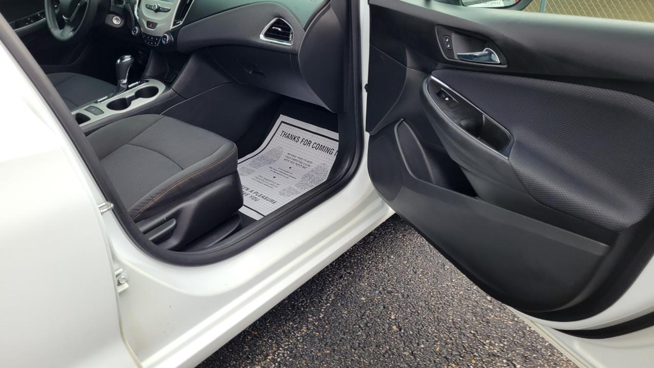 Chevrolet Cruze 1LS 2017