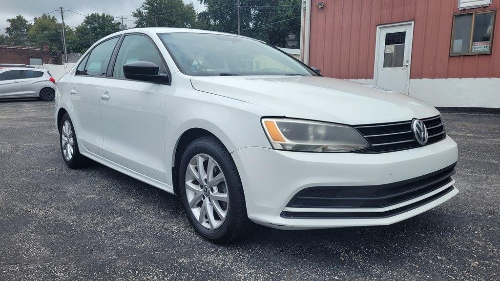 Volkswagen Jetta Sedan 4dr Auto 1.8T SE PZEV 2015