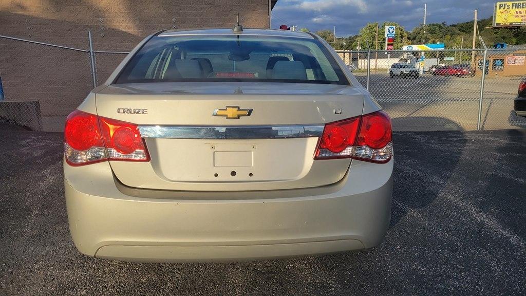 Chevrolet Cruze Limited 4dr Sdn Auto LT w/1LT 2016