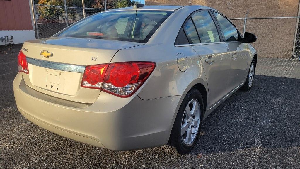 Chevrolet Cruze Limited 4dr Sdn Auto LT w/1LT 2016