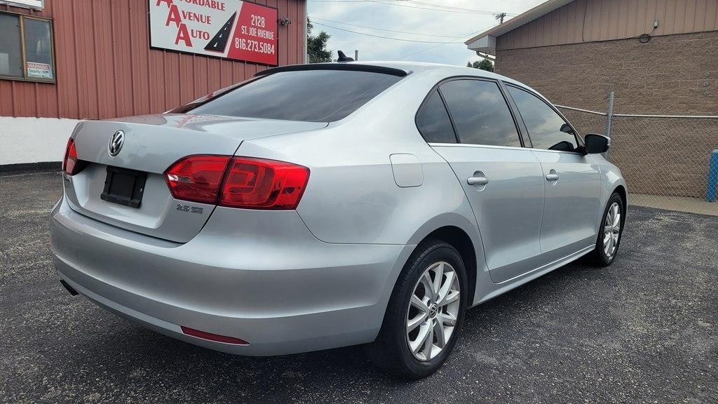 Volkswagen Jetta Sedan  2013
