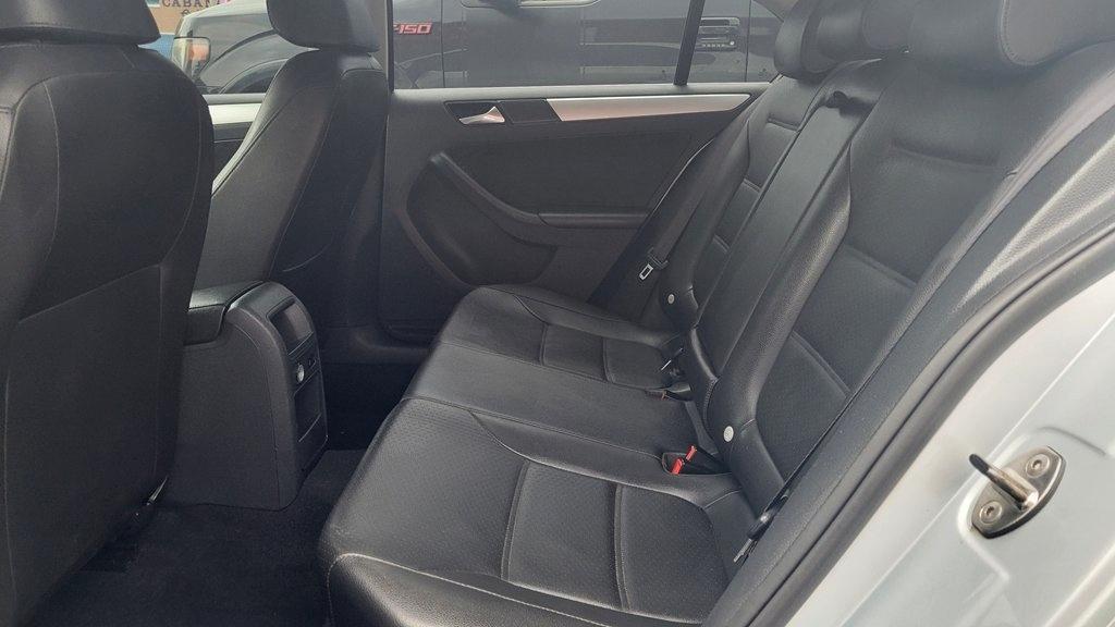 Volkswagen Jetta Sedan  2013