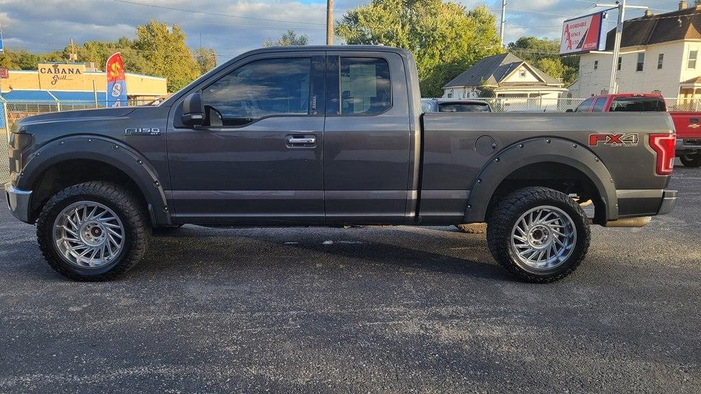 Ford F-150 4WD SuperCab 145" XLT 2015
