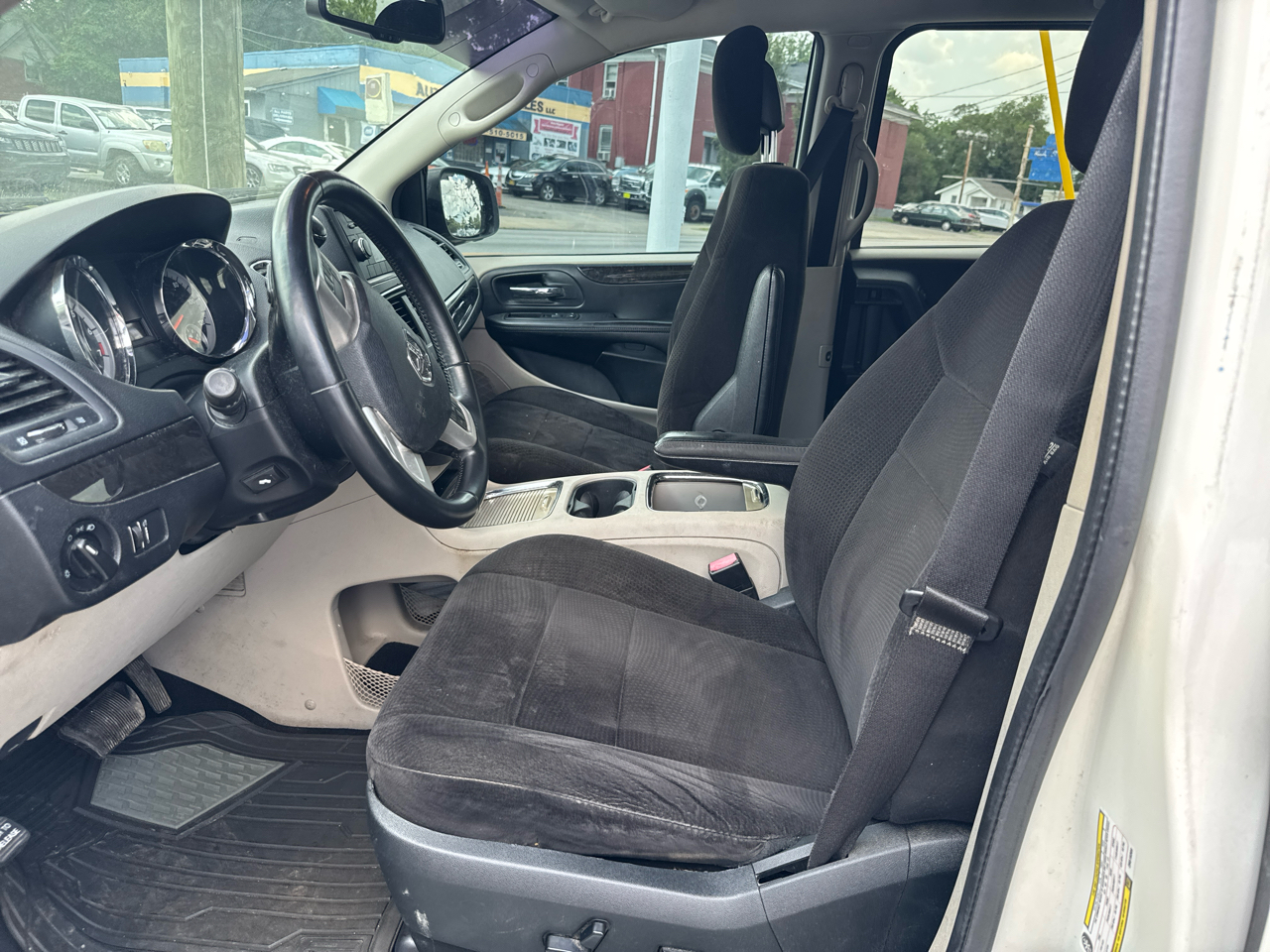 Dodge Grand Caravan SXT 2013 Dodge Grand Caravan SXT 2013