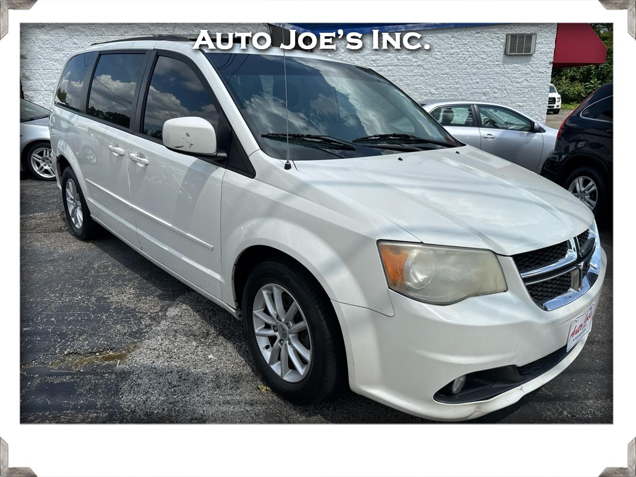 2013 Dodge Grand Caravan SXT's photo