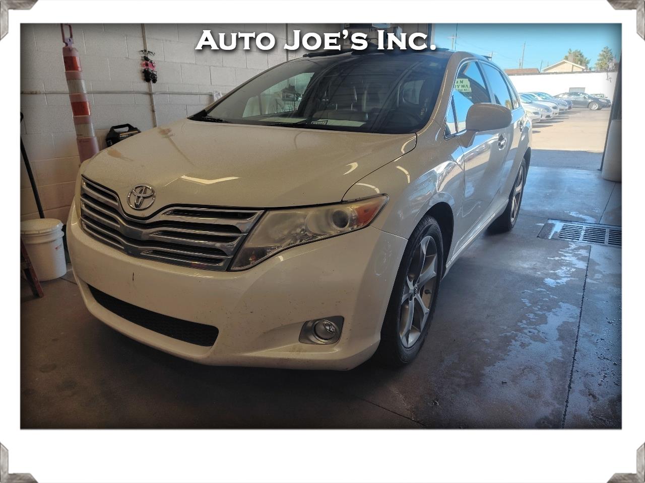 2011 Toyota Venza Base's photo