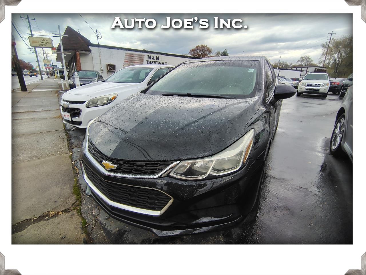 2017 Chevrolet Cruze LS's photo