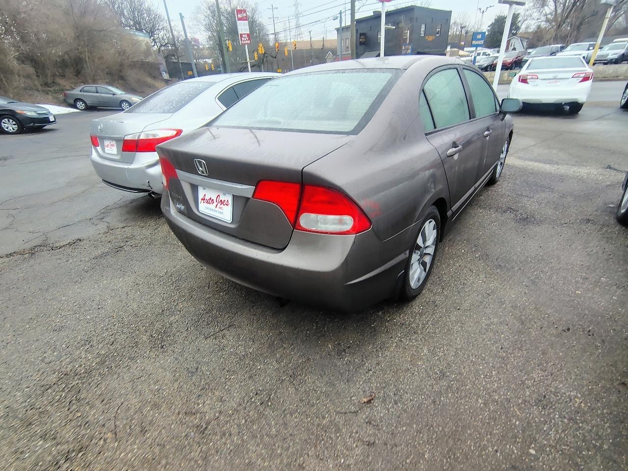 Honda Civic EX-L Sedan 5-Speed AT 2009