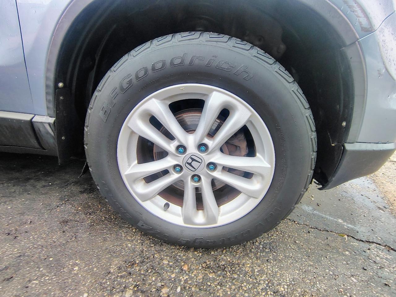 Honda CR-V LX 4WD 5-Speed AT 2011