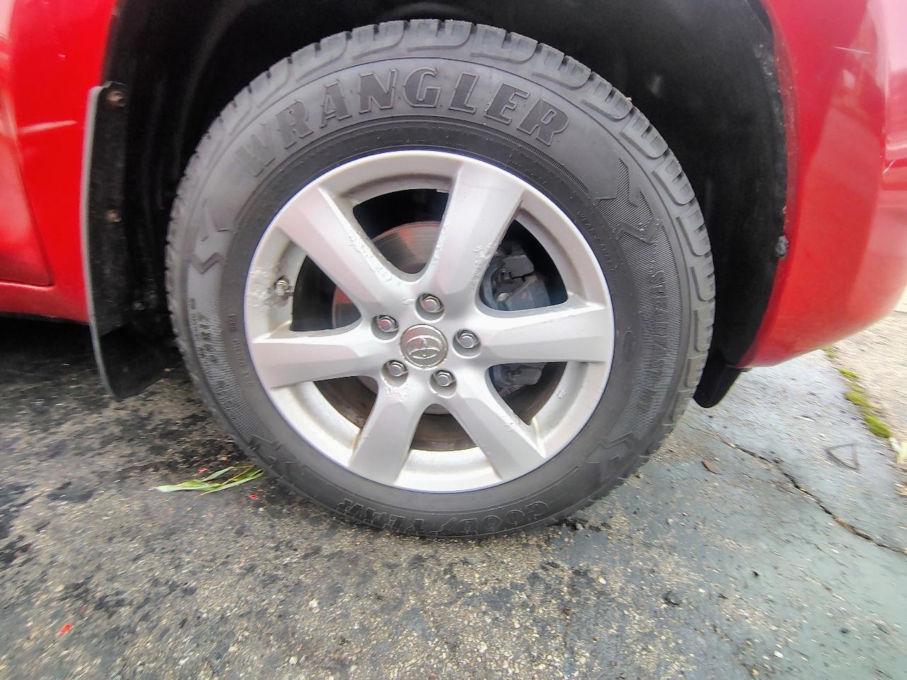 Toyota RAV4 Limited V6 4WD 2008