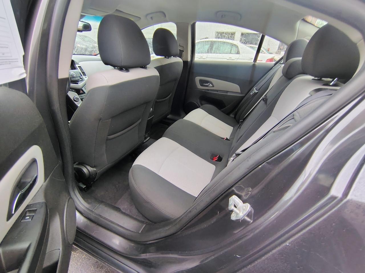 Chevrolet Cruze 2LS 2011