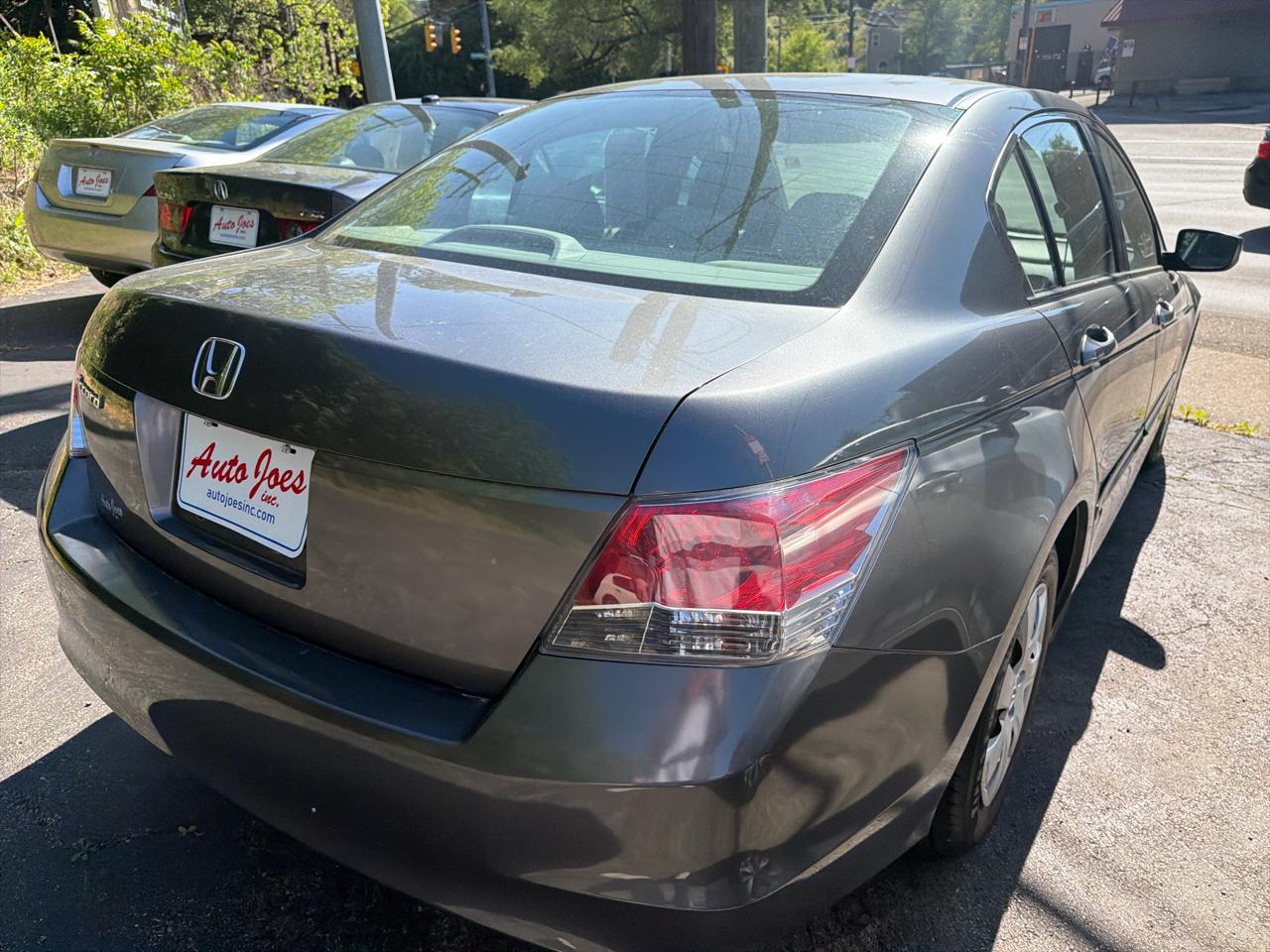 Honda Accord LX sedan AT 2009