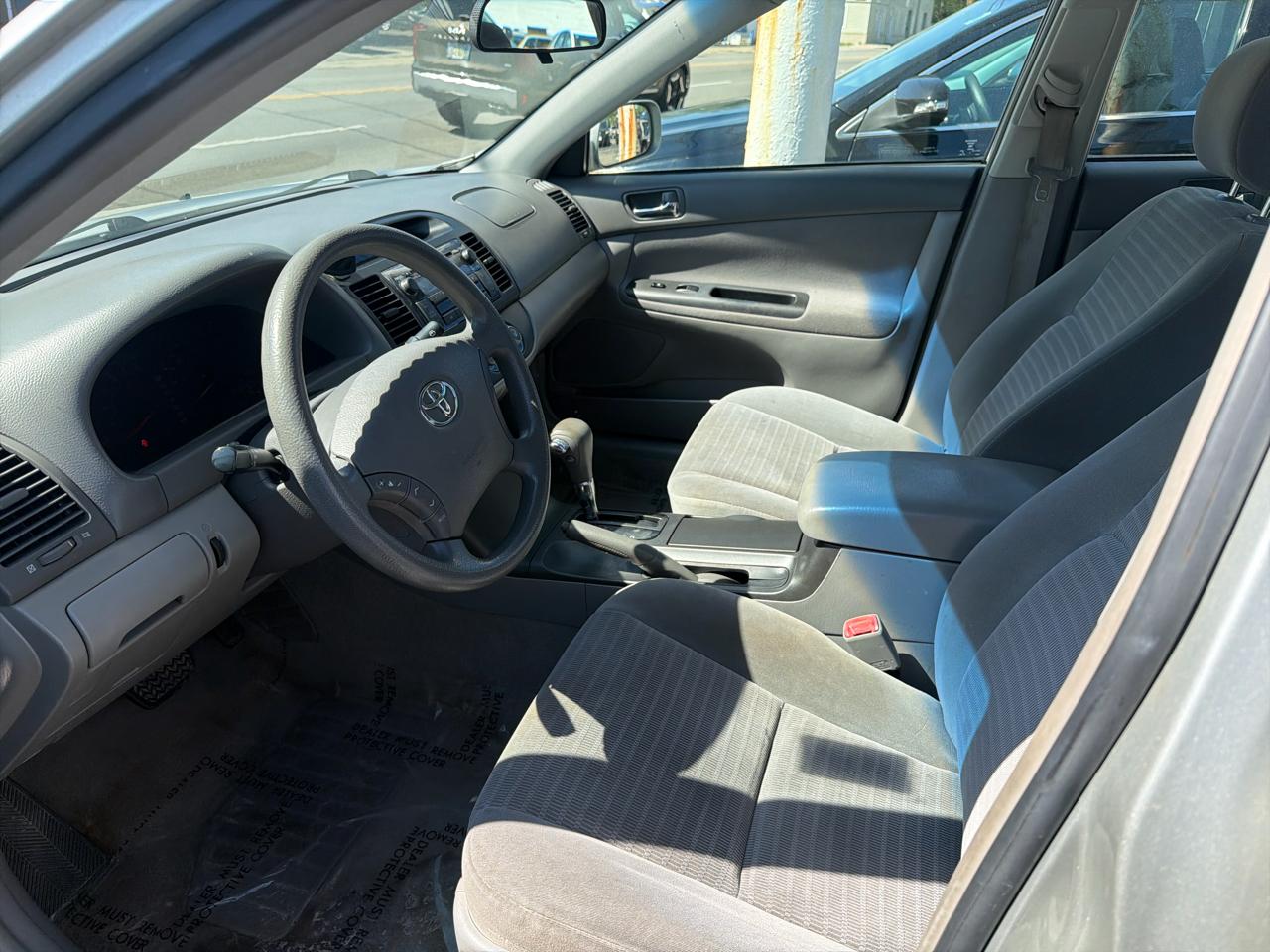 Toyota Camry LE 2005