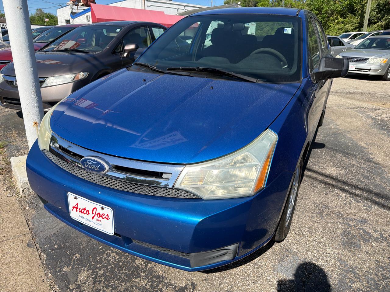 Ford Focus SE Sedan 2010