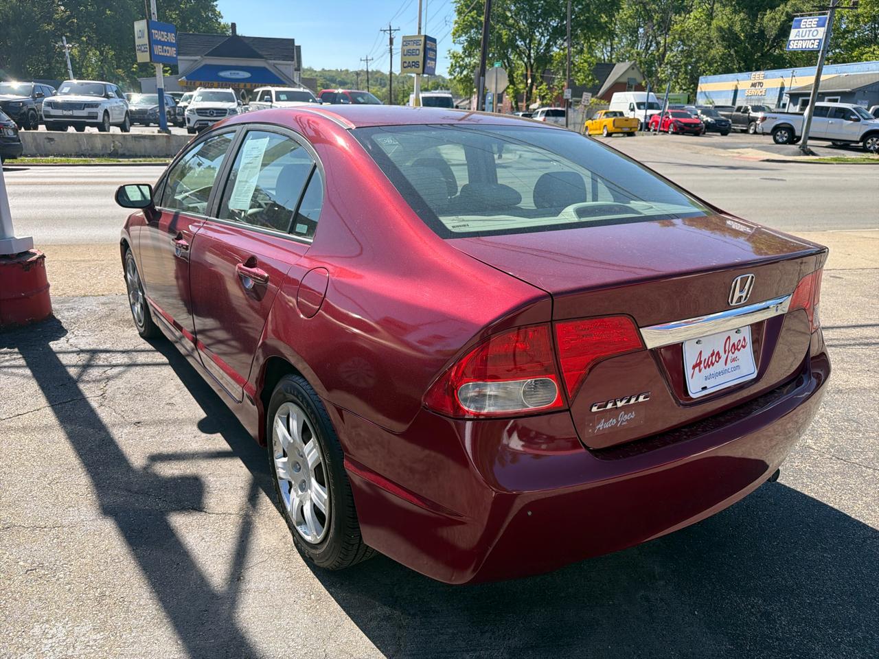 Honda Civic LX Sedan 5-Speed AT 2010