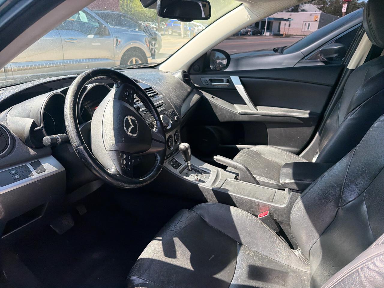 Mazda MAZDA3 s Sport 4-Door 2010