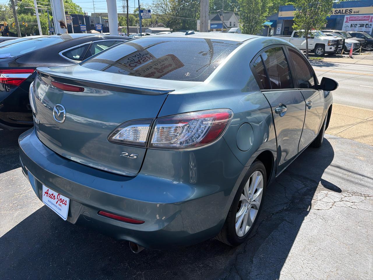 Mazda MAZDA3 s Sport 4-Door 2010