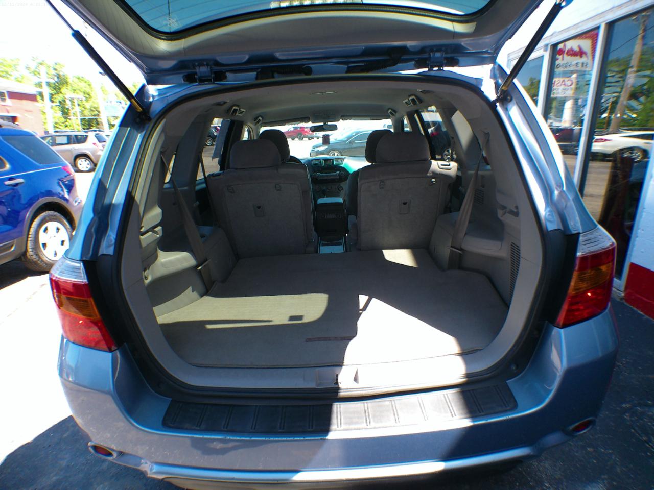 Toyota Highlander Base 4WD 2008