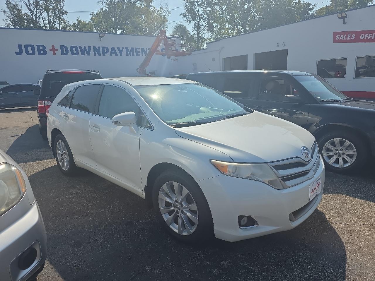 Toyota Venza LE I4 FWD 2014