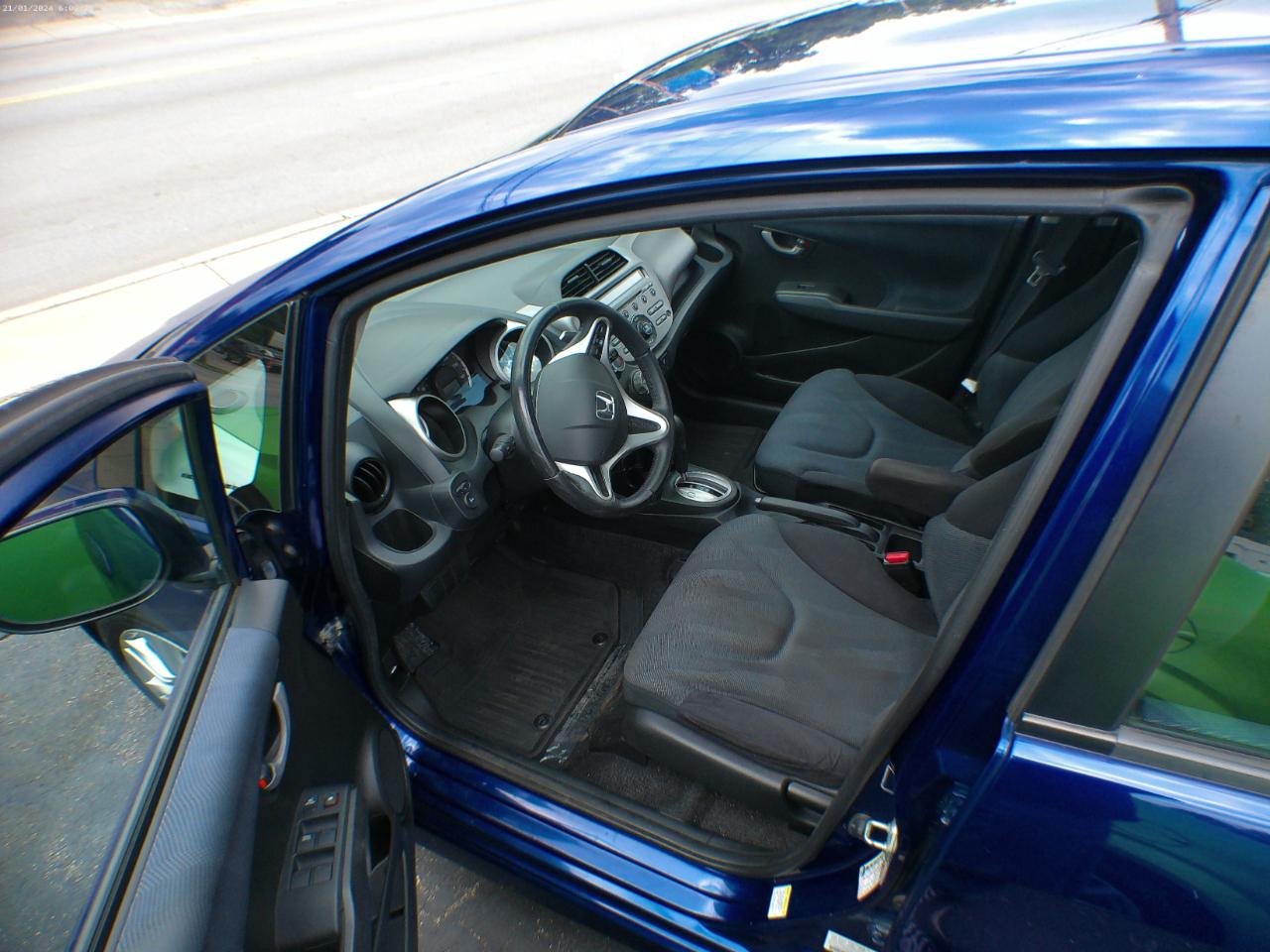 Honda Fit Sport 5-Speed AT 2009