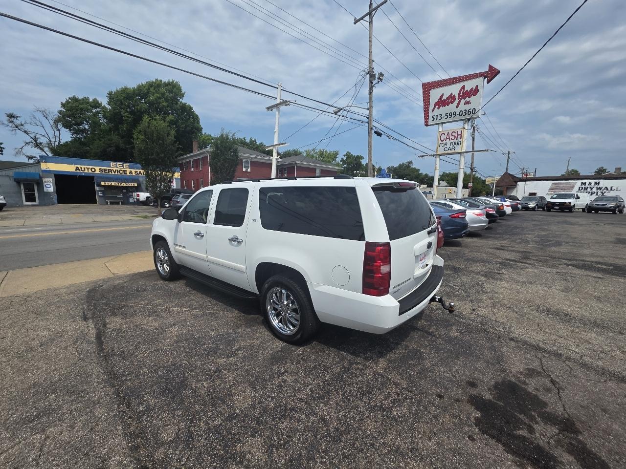 Chevrolet Suburban LS 1500 4WD 2008
