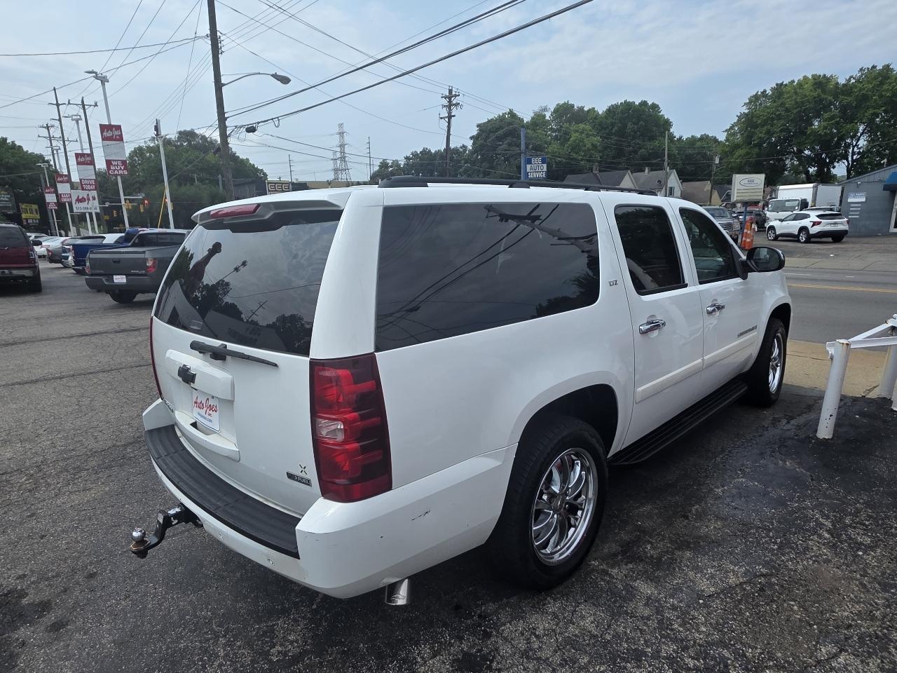 Chevrolet Suburban LS 1500 4WD 2008
