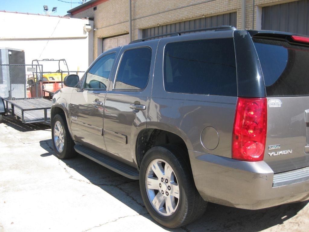 GMC Yukon  2011