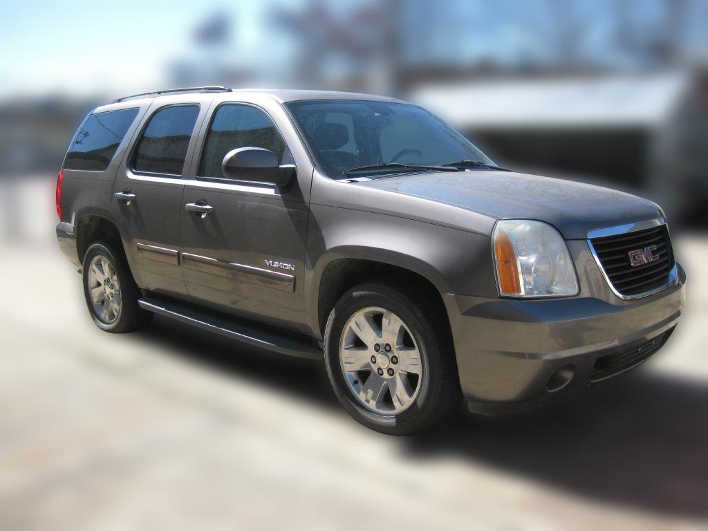 GMC Yukon  2011