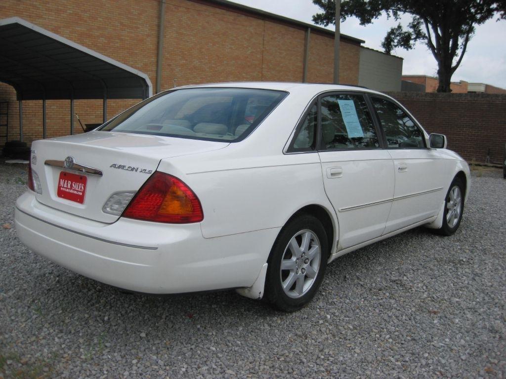 Toyota Avalon  2000