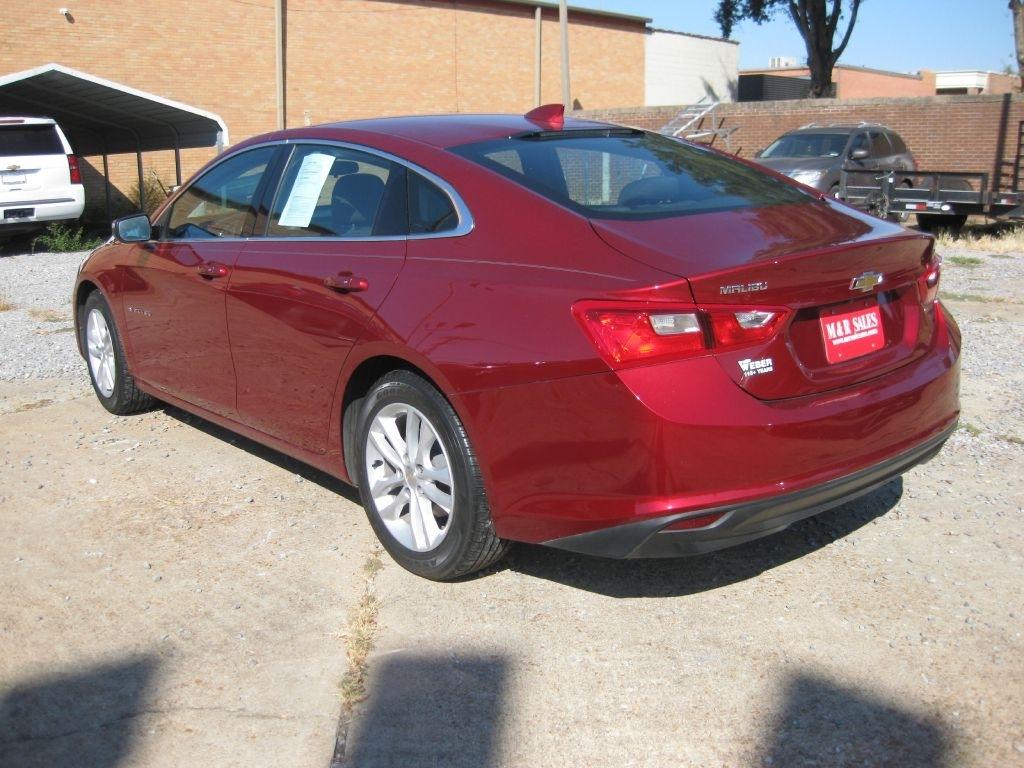 Chevrolet Malibu  2018