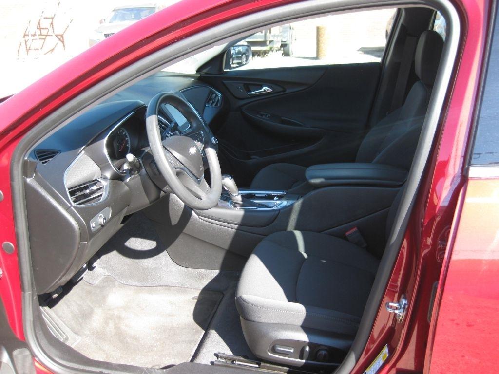 Chevrolet Malibu  2018