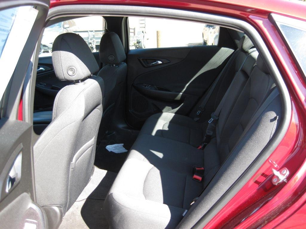 Chevrolet Malibu  2018