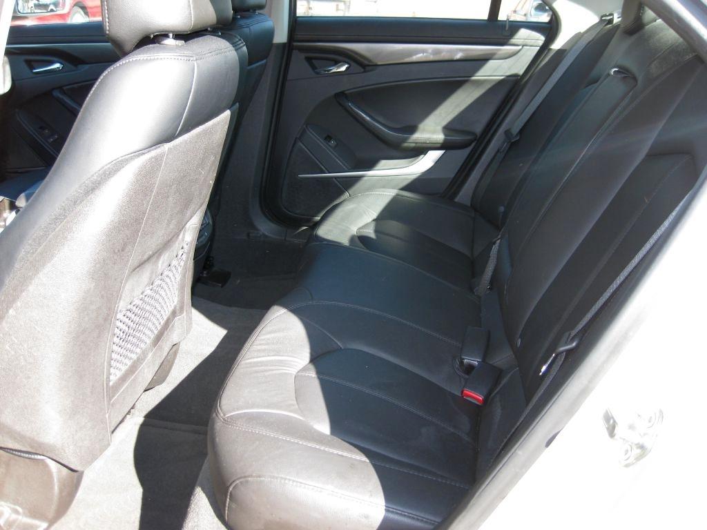 Cadillac CTS  2011