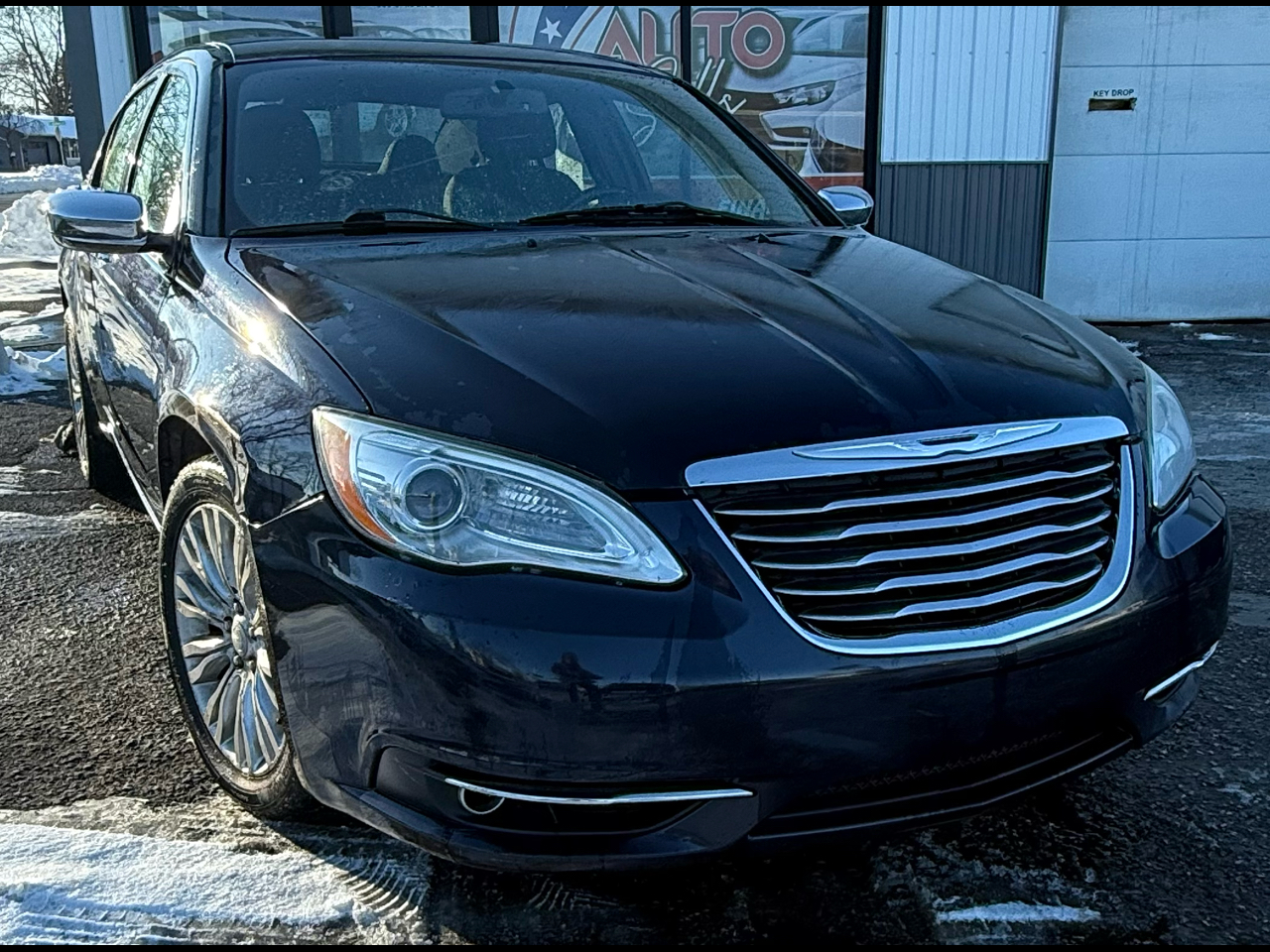 2012 Chrysler 200 Limited's photo
