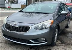 2016 Kia Forte 5-Door 