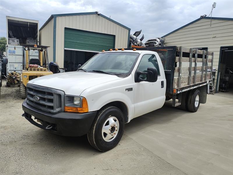 Ford F-450 SD  2000 Ford F-450 SD  2000