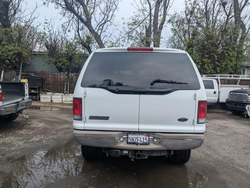 Ford Excursion  2000