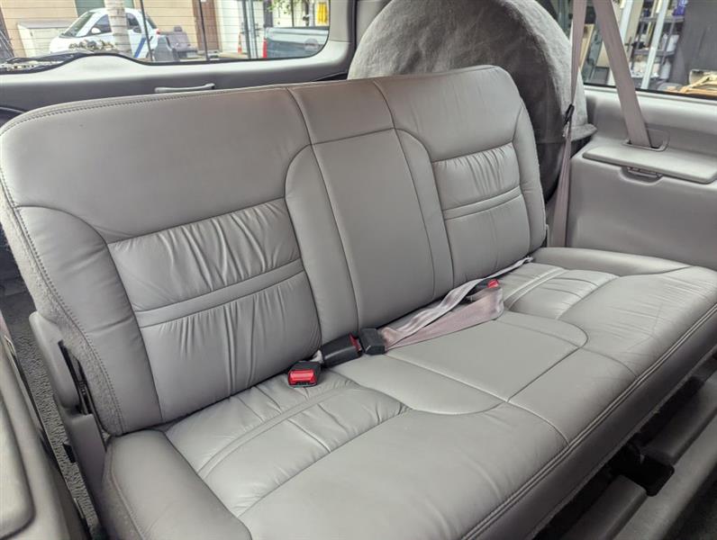 Ford Excursion  2000