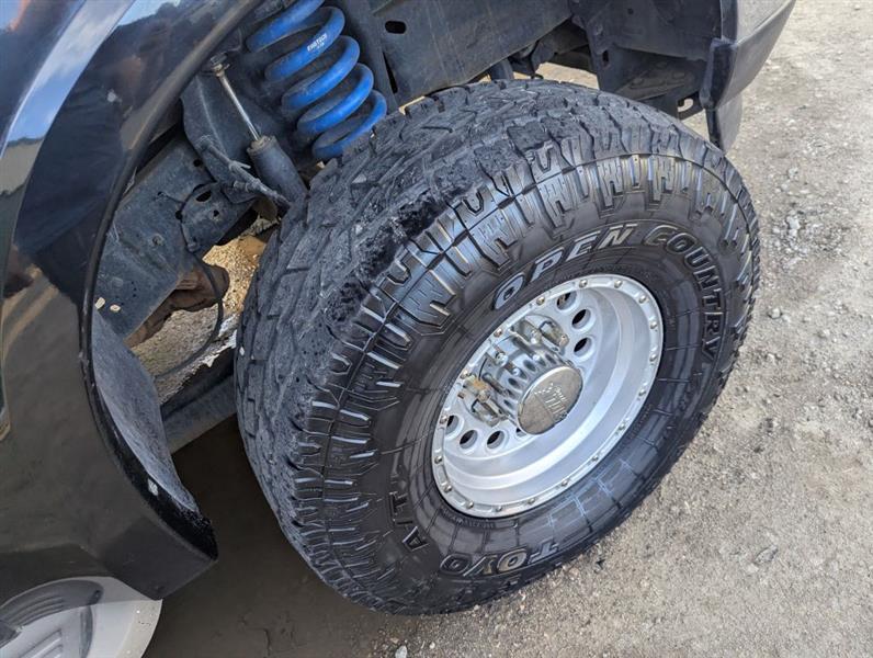 Ford Excursion  2001