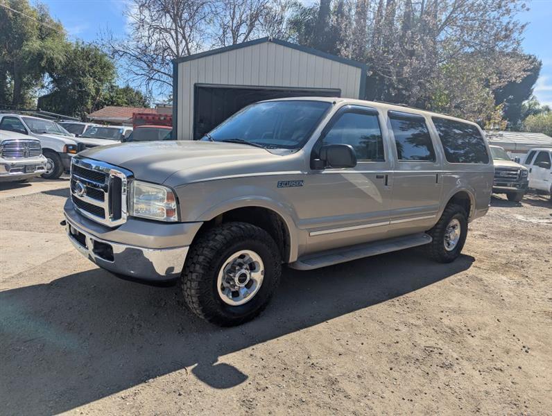 Ford Excursion  2005